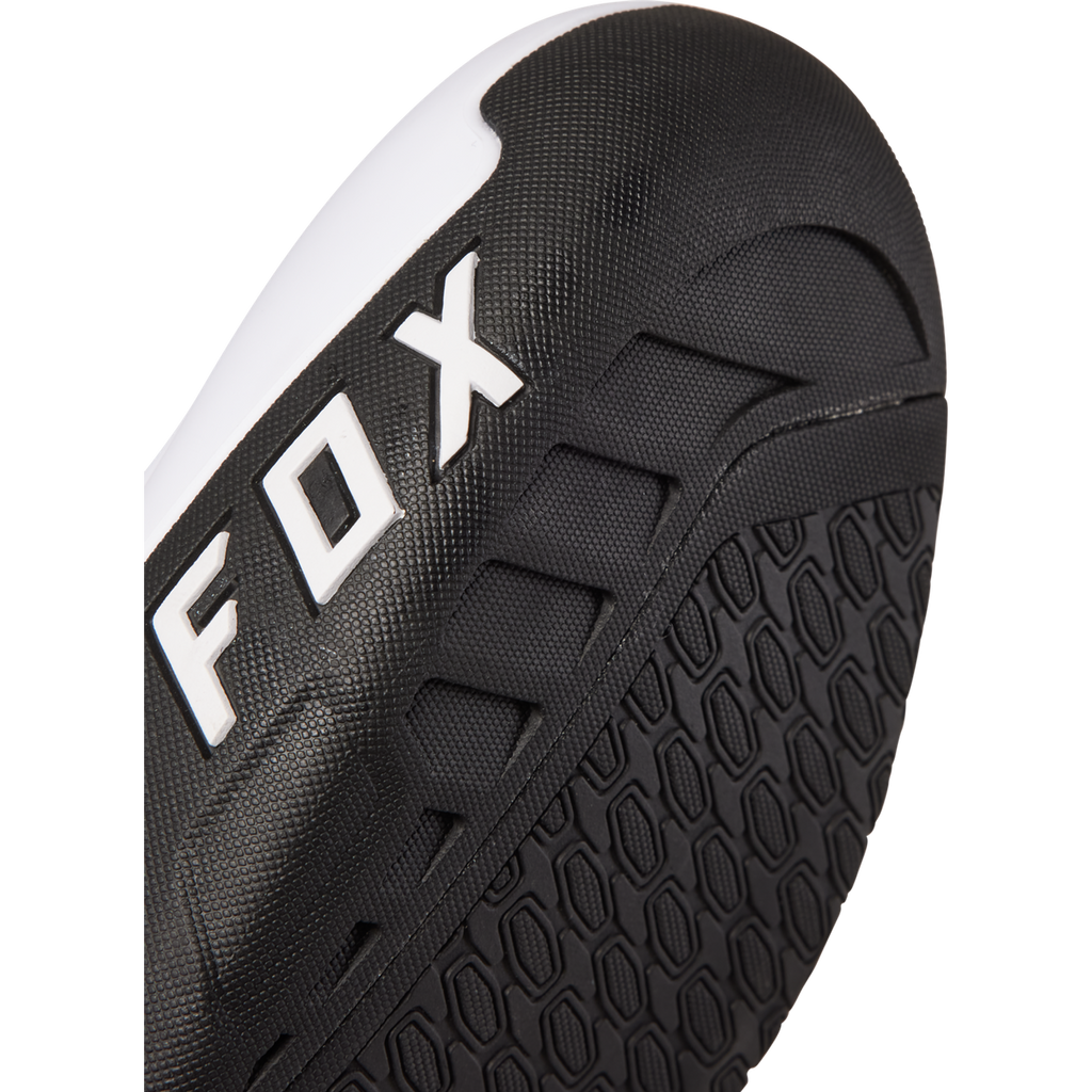 Instinct Boots